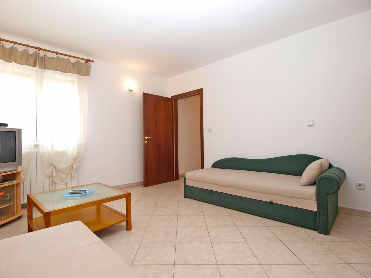 Apartment Alma 1600 Pula Dış mekan fotoğraf