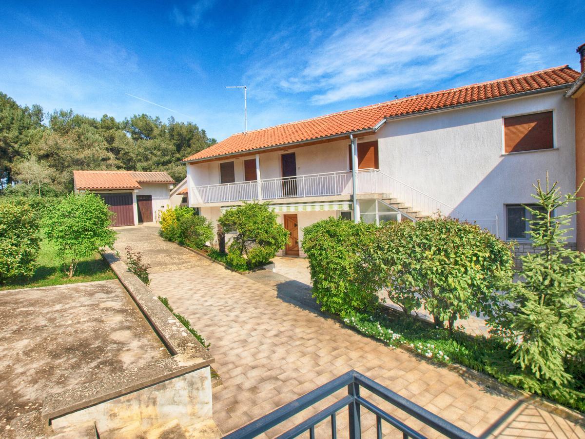 Apartment Alma 1600 Pula Dış mekan fotoğraf